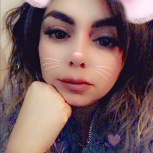 Meet your Posher, Briseida